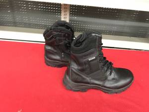 lot 281 image: Smith & Wesson Mens Size 12 Boots