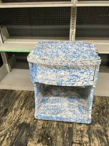 lot 353 image: Night Stand