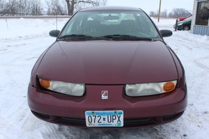 lot 4986 image: 2002 Saturn S-Series SL2 - 1 Owner -