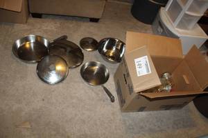 lot 149 image: Cooking Pots and Pans, Mason Jars with Lids