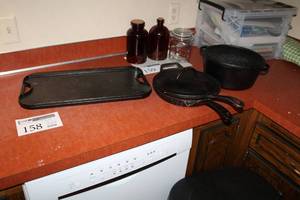 lot 158 image: Lodge Cast Iron Skillet, Skillet with Lit, Griddle, Pot with Lid