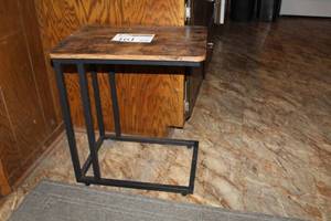lot 161 image: Serving Side Table Cart