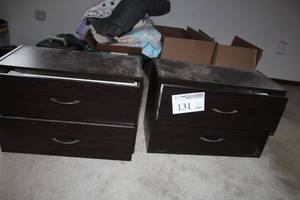 lot 131 image: Lot of (2) Wood Side Table 2-Drawer