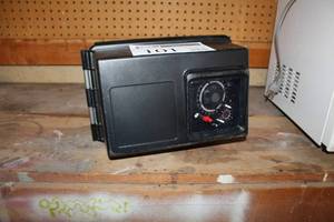lot 101 image: Standard Piston Control Valve 2510