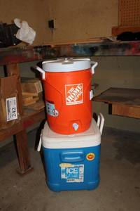 lot 120 image: Lot of (2) Rubbermaid Home Depot 5-Gallon Water Jug, Igloo 48-Quart Ice Cube Chest Cooler