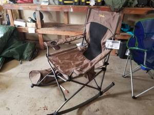 lot 246 image: Cabelas Folding Rocking Chair