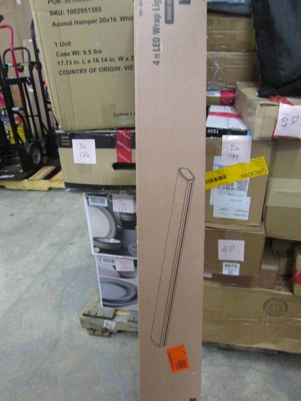 lot 9 image: Commercial Electric  Low Profile 4 ...