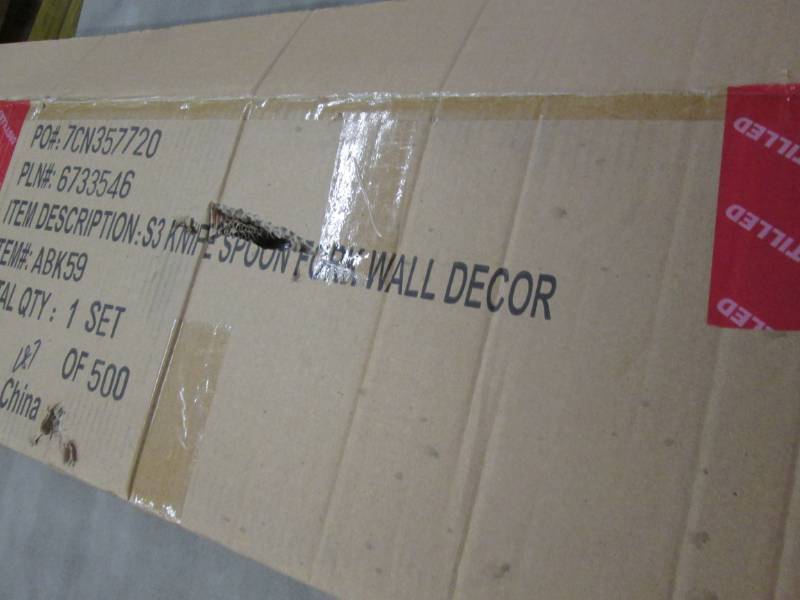 lot 232 image: Set of 3 Knife Spoon Fork Wall Dc...