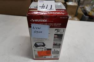 lot T14 image: 12120 Volt Auto and Home Inflator