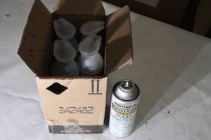 lot T64 image: 11 oz. All Surface Dead Flat Clear Topcoat Spray Paint (5-pack) (1 Top Missing)
