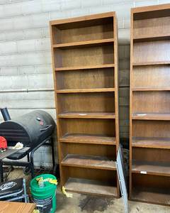 lot 104 image: Mahogany Bookcase