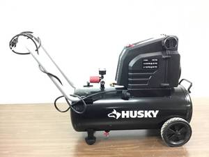 lot 3 image: HUSKY 8G 150 PSI Hotdog Air Compressor