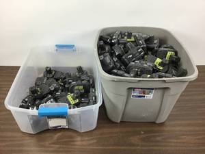 lot 40 image: Huge Mixed Lot Of Ryobi Batteries