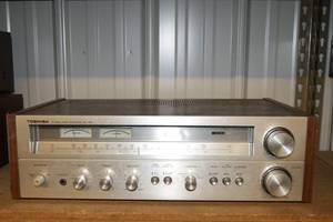 lot 7 image: TOSHIBA SA-725 AMFM AUDIO STEREO RECEIVER VINTAGE