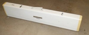 lot 32 image: VINTAGE SINGER MEMO-MATIC MODEL 700 KNITTING MACHINE