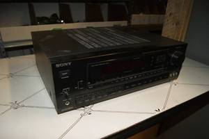lot 38 image: Sony STR D990 AV Home Theater Receiver Phono Input