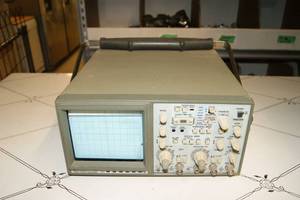 lot 51 image: Hitachi Digital Storage Oscilloscope