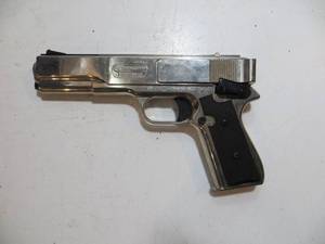 lot 10 image: Marksman Repeater BB Gun