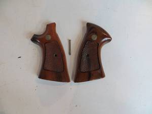 lot 21 image: 3 Pair of Gun Grips