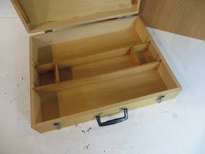 lot 30 image: Wooden Paint Box wPalette