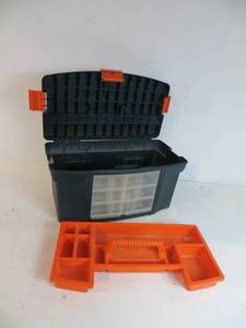 lot 44 image: Zag Toolbox wTray