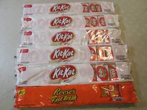5 Packs of Kit Kat White and 1 Pack...