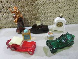 Assorted Avon Bottles  EC1...