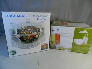 lot 39 image: New Chilled Serving Bowl Set and New 5 Piece Salad Set