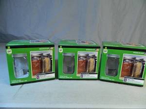 lot 119 image: 12 New Ball Mini Jars with Lids