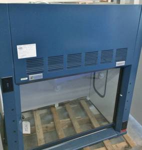 lot 1 image: MSRP $8000 Thermo Scientific Hamilton Safeaire II Biological Safety Cabinet Tabletop Lighted&nbspFume Hood - Great Working Condition  Please see PDF For More Info On This Laboratory Vapor Containment Exhaust Enclosure