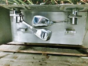 lot 5 image: MOOOO MSRP $3000&nbspSILVER KING SK-2 RESTAURANT CONVENIENCE STORE HD COMMERCIAL REFRIGERATED 2 FLAVORS BULK MILK DISPENSER - GREAT WORKING CONDITION