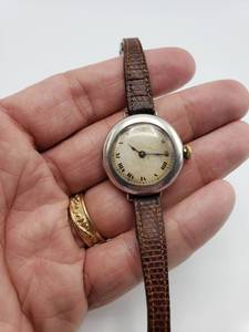 lot 1A image: Rare Rolex WW1 Officers Trench Wristwatch in 18k Yellow Gold and Sterling Silver