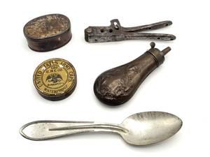 lot 32 image: Civil War Soldiers Lot Power Flask, Caps Tin, Snuff Tin, Camp Spoon, and Bullet Mold