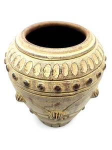 lot 34 image: Antique Late 19th Century Hawaiian (Kona, Big Island) Pottery Vase Signed