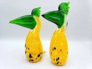 lot 301 image: Matching Pair of Murano Art Glass Toucan Birds