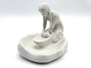 lot 13 image: Rare Van Briggle Signed Hope Indian Maiden Grinding Corn Figural Pottery
