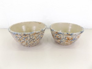 2 Antique Red Wing Sponge Ware 11 and 10.5 Mixing Bowls