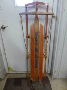 Vintage Runner Sled