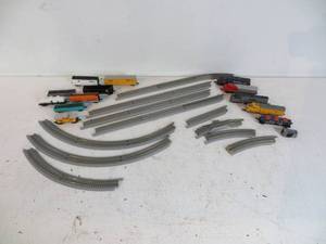N Scale Bachmann Train Set