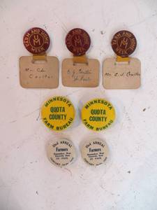 7 VINTAGE Farm Related Pinback Buttons