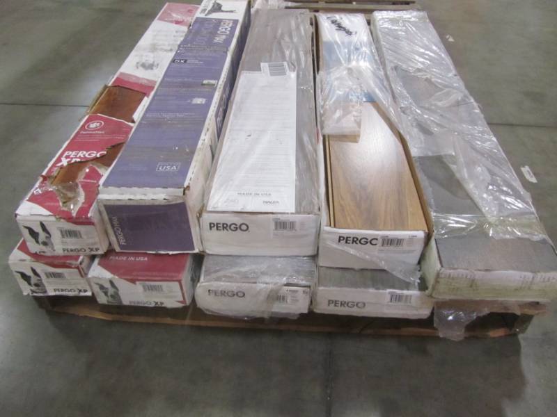 lot 103 image: MIXED PALLET OF FLOORING
