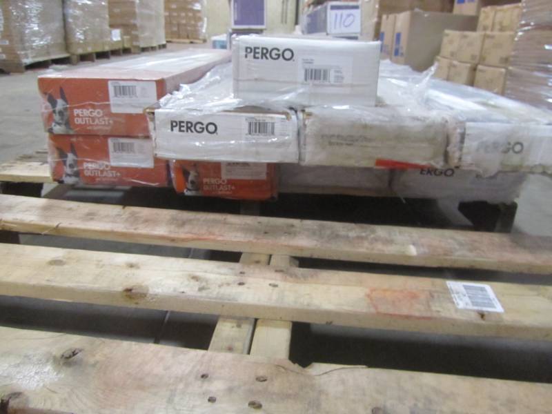 lot 112 image: MIXED PALLET OF FLOORING
