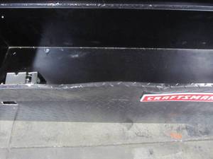 lot 113 image: CRAFTSMAN 71.36-in x 19.57-in x 17.21-in Black Aluminum Full-size Truck Tool Box CMXTBAK1055301
