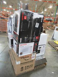 lot 270 image: WHOLESALE MIXED PALLET OF RETURNS - MINI FRIDGES, MICROWAVES, OVEN HOODS