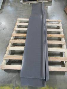 lot 278 image: 10 RubberVinyl No-Slip Stair Caps, Approximately 7 X 12 With 90 Degree Lip.