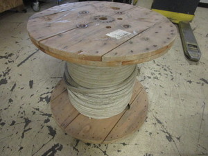 lot 103 image: SPOOL OF 34 HEAVY-DUTY ROPE