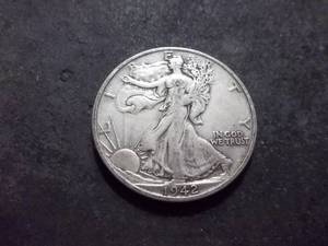 lot 49 image: 1942 S Walker Half Dollar