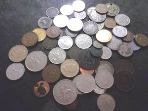 lot 123 image: Misc. Lot Of European Coins From 1800s-France, Spain, Germany, Britain, Norway & Others