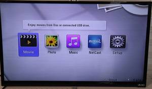 lot 11 image: Vizio D32hn-D0 32 TV