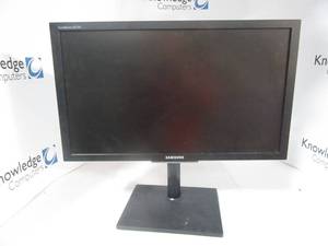 lot 69 image: Samsung 24 inch LCD Monitor with adjustable Stand SyncMaster NC240